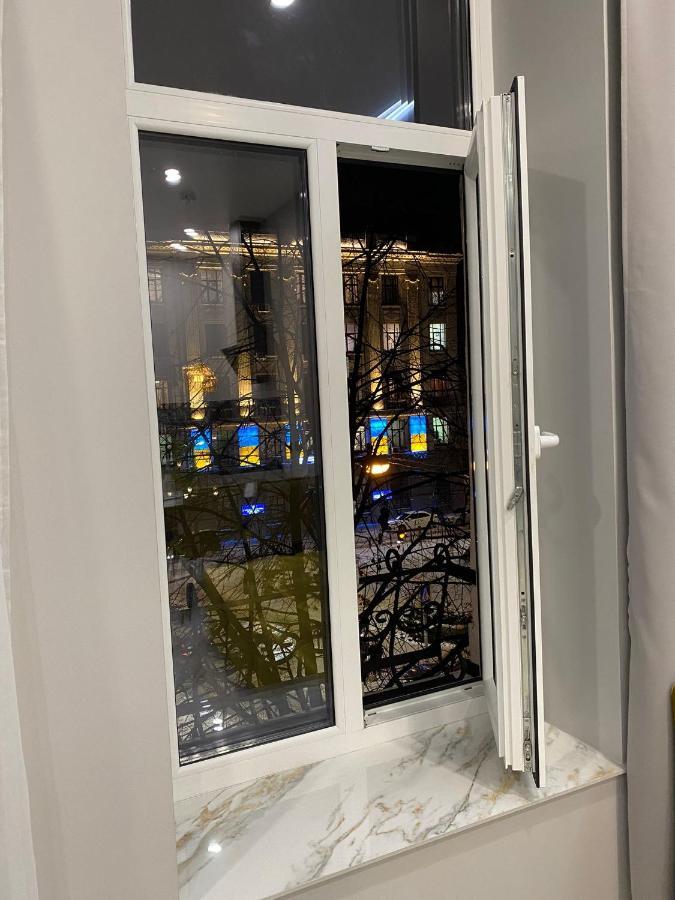Family Residence Boutique Apartments Lviv Bagian luar foto
