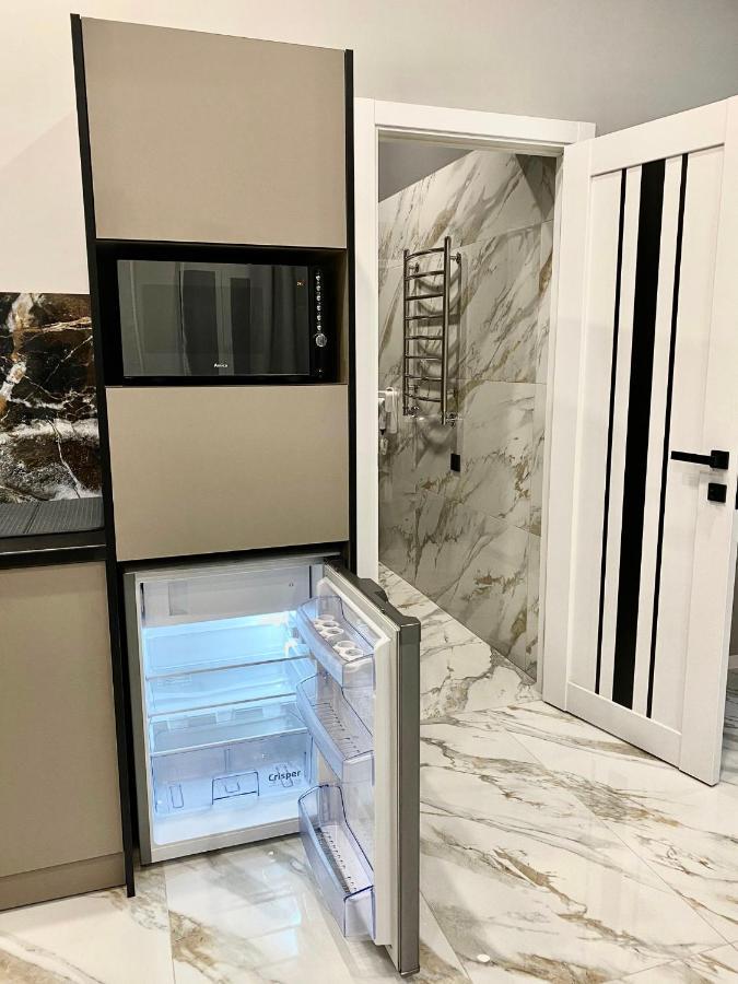 Family Residence Boutique Apartments Lviv Bagian luar foto
