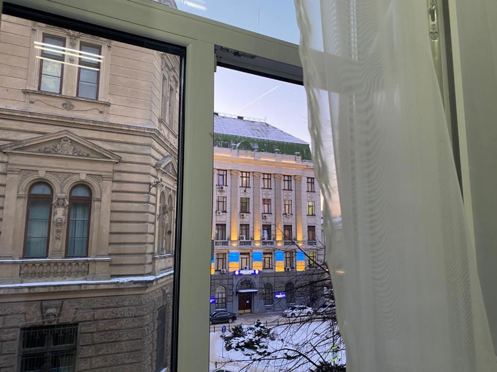 Family Residence Boutique Apartments Lviv Bagian luar foto
